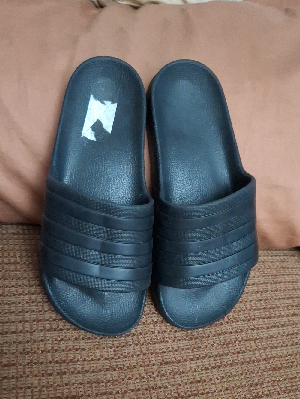 Adidas Adilete Aqua Unisex Black Slide Sandals Y6 / W8